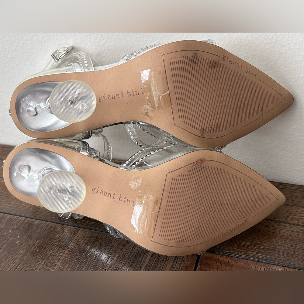 Gianni Bini Lana Rhinestone Lucite Pointed Toe Clear Flared Pumps Womens size 7 - Picture 8 of 11